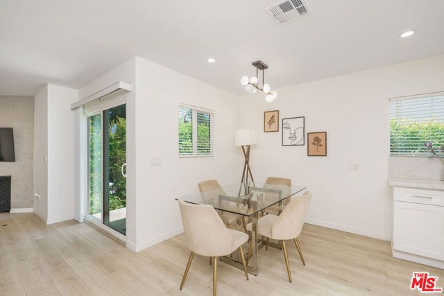 10744 Aqua Vista Street, Studio City (los Angeles), CA 91602