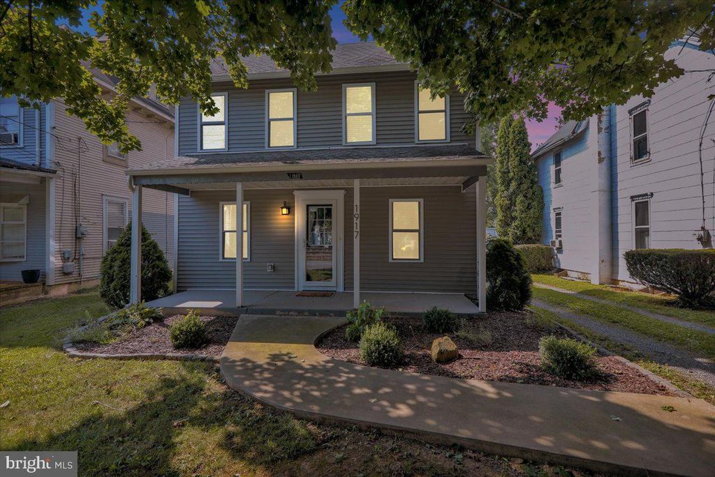 1917 NEW HOLLAND PIKE, Lancaster, PA 17601
