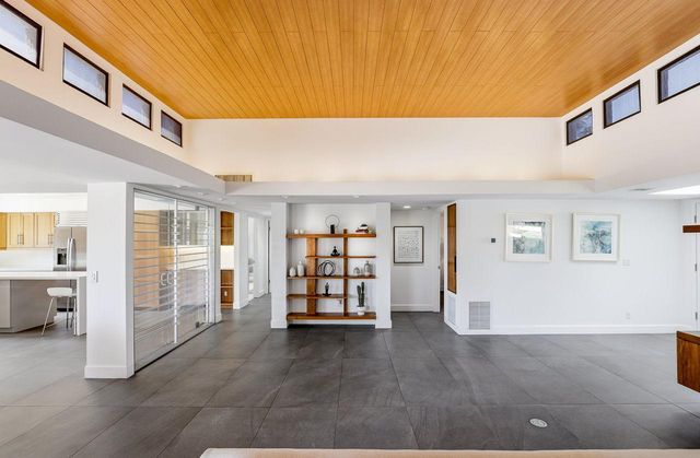 8101 E Del Timbre Drive, Scottsdale, AZ 85258