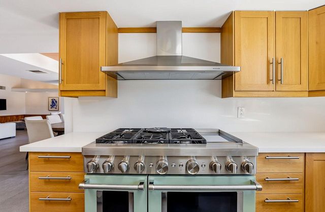 8101 E Del Timbre Drive, Scottsdale, AZ 85258