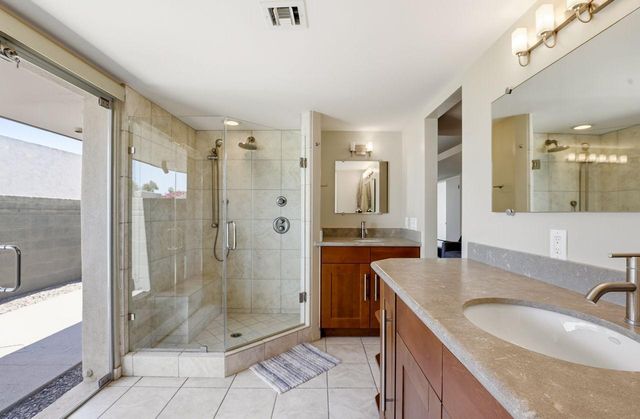 8101 E Del Timbre Drive, Scottsdale, AZ 85258