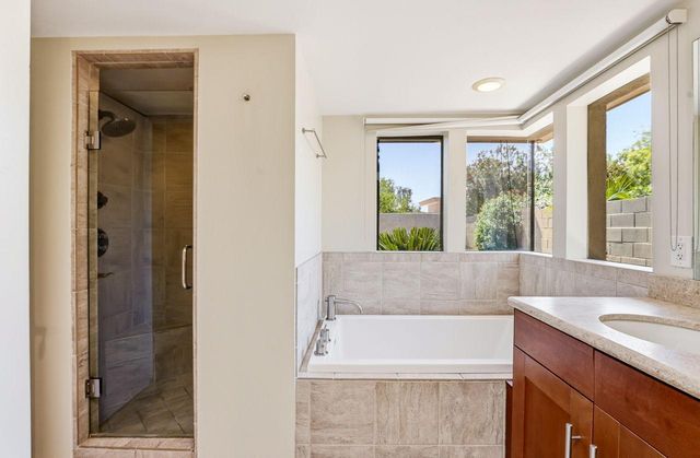 8101 E Del Timbre Drive, Scottsdale, AZ 85258