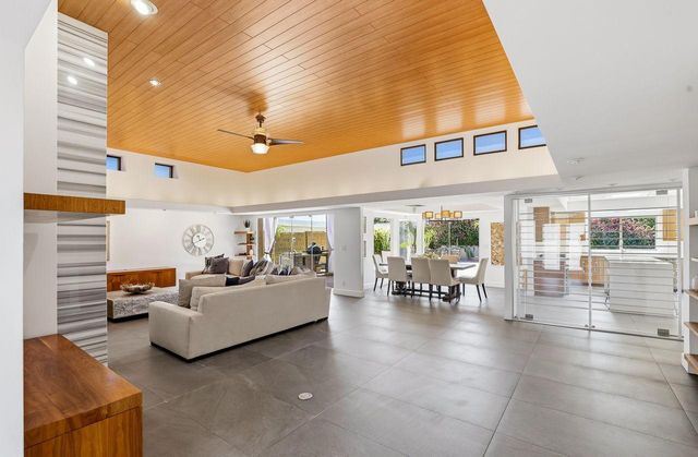 8101 E Del Timbre Drive, Scottsdale, AZ 85258