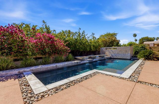 8101 E Del Timbre Drive, Scottsdale, AZ 85258