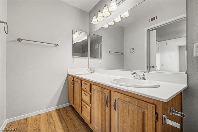 5710 East Tropicana Avenue 2135, Las Vegas, NV 89122
