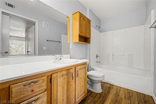 5710 East Tropicana Avenue 2135, Las Vegas, NV 89122
