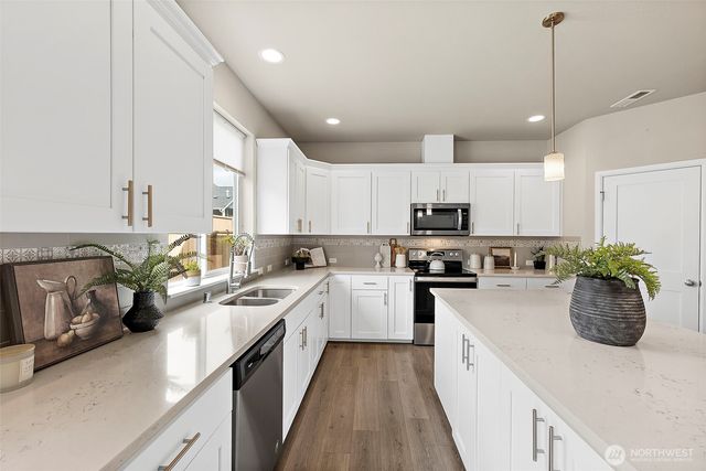 9972 Jackson Street SE, Yelm, WA 98597