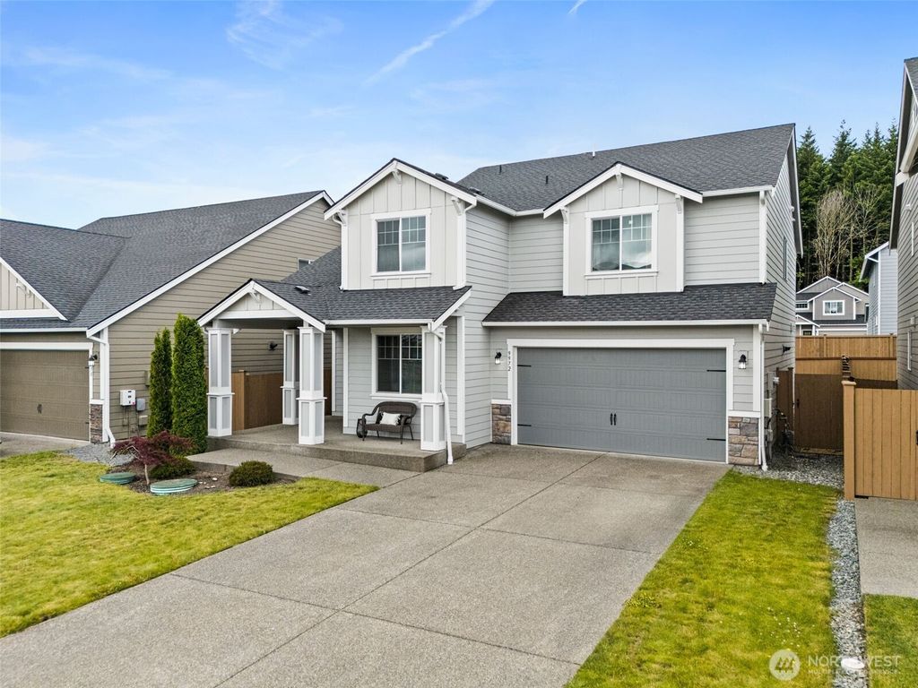 9972 Jackson Street SE, Yelm, WA 98597