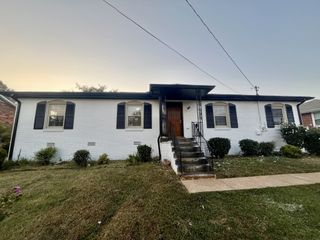 3853 Woodward Dr, Nashville, TN 37207