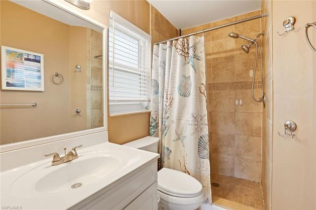 26626 Robin WAY, Bonita Springs, FL 34135