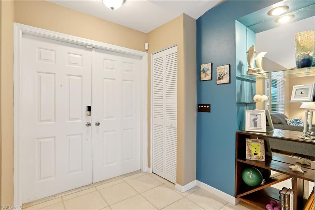 26626 Robin WAY, BONITA SPRINGS, FL 34135 — photo 4