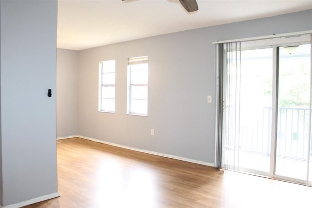 10800 US HIGHWAY 19 N 220, Pinellas Park, FL 33782