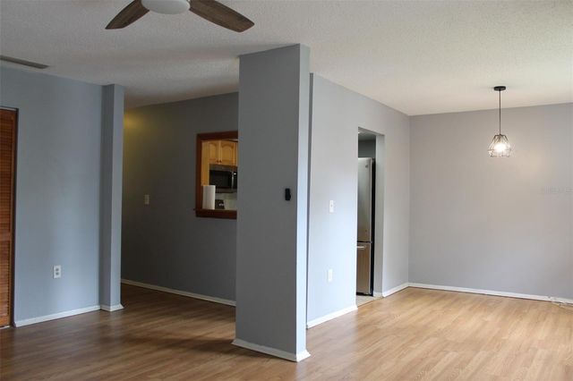 10800 US HIGHWAY 19 N 220, Pinellas Park, FL 33782