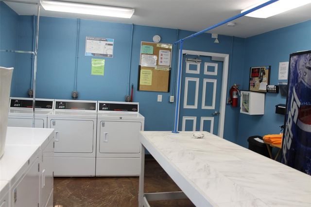 10800 US HIGHWAY 19 N 220, Pinellas Park, FL 33782