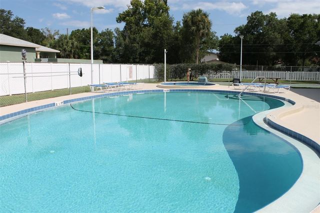 10800 US HIGHWAY 19 N 220, Pinellas Park, FL 33782