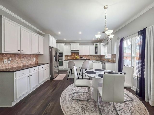 820 Arbor Way, Loganville, GA 30052