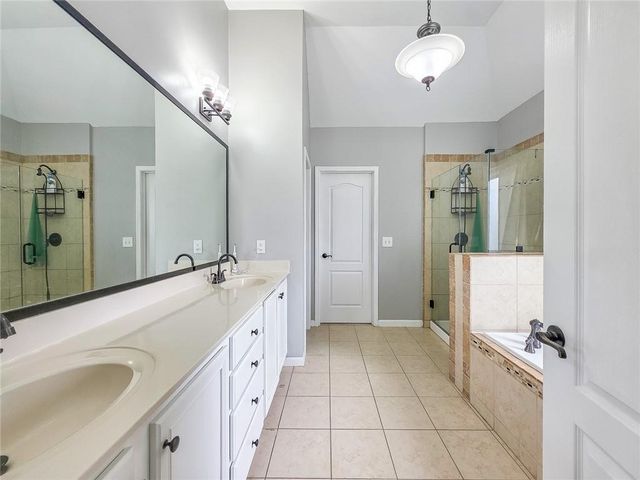 820 Arbor Way, Loganville, GA 30052