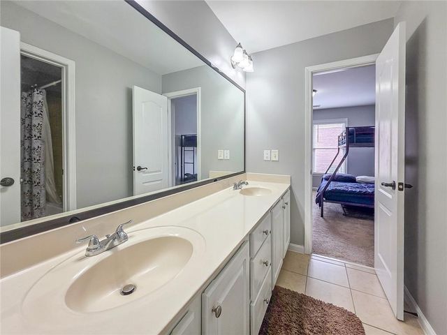 820 Arbor Way, Loganville, GA 30052