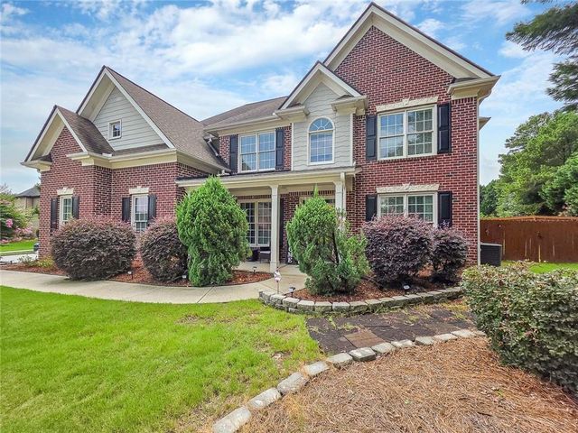 820 Arbor Way, Loganville, GA 30052