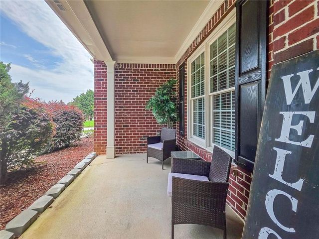820 Arbor Way, Loganville, GA 30052