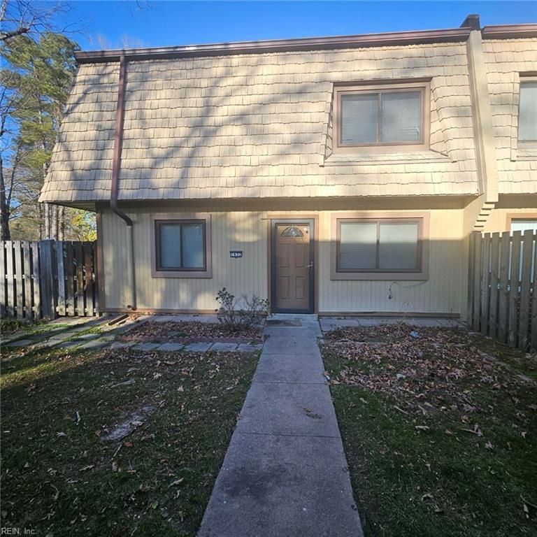 1632 Monterry PL, Newport News, VA 23608