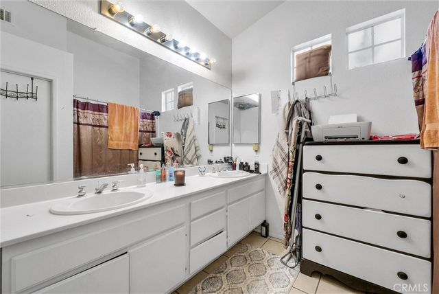 565 Berkshire, San Jacinto, CA 92583