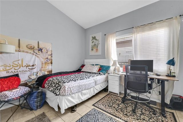 565 Berkshire, San Jacinto, CA 92583