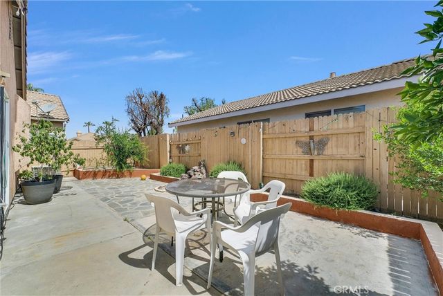 565 Berkshire, San Jacinto, CA 92583