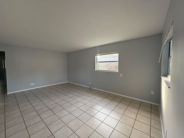 6804 S WALL STREET, Tampa, FL 33616