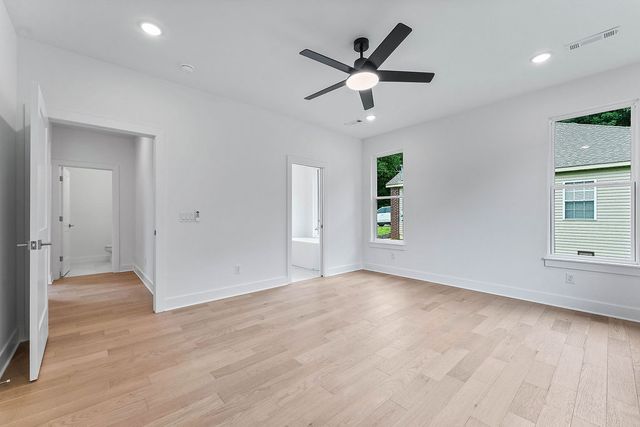 7 Grampian Drive, Bella Vista, AR 72715
