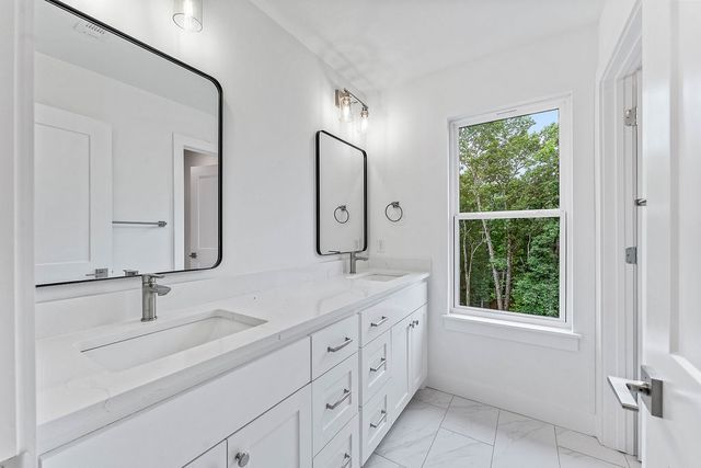 7 Grampian Drive, Bella Vista, AR 72715