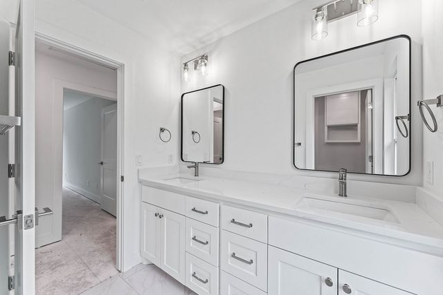 7 Grampian Drive, Bella Vista, AR 72715