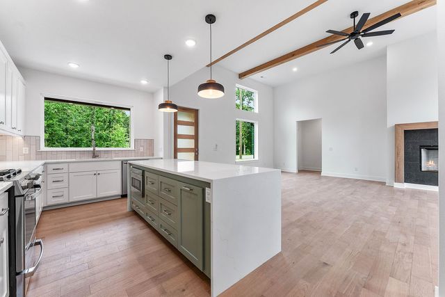7 Grampian Drive, Bella Vista, AR 72715