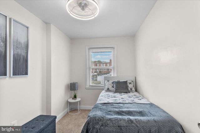 4800 MIDLINE RD, Baltimore, MD 21206