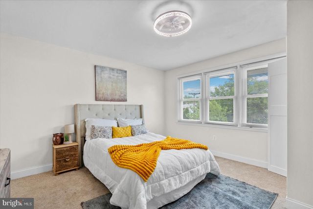 4800 MIDLINE RD, Baltimore, MD 21206