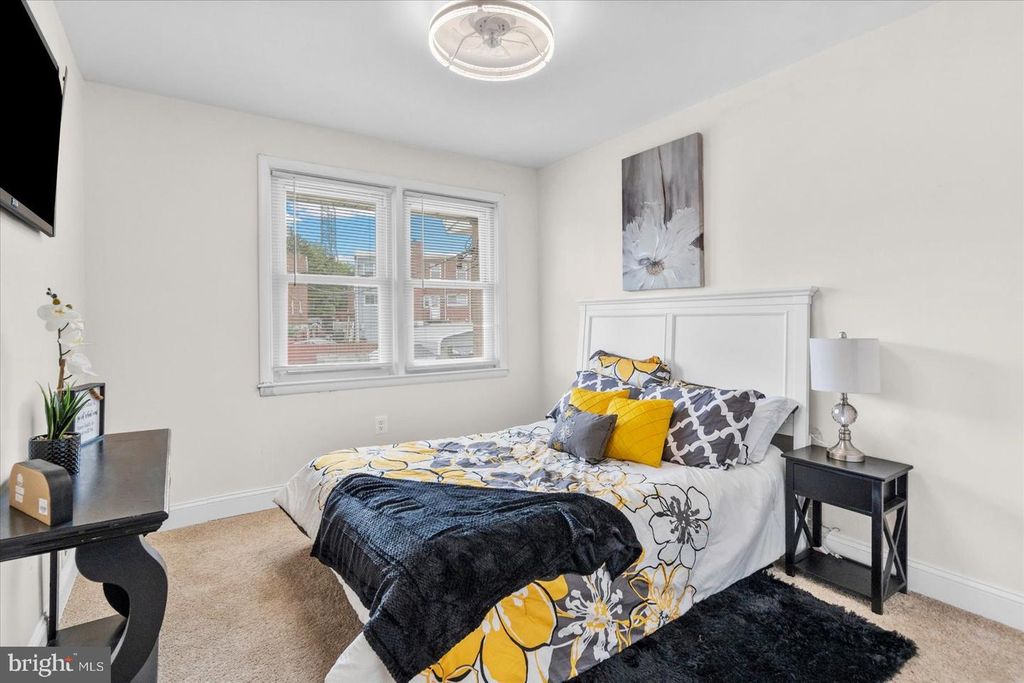 Image 28 of property listing at 4800 MIDLINE RD, Baltimore, MD 21206