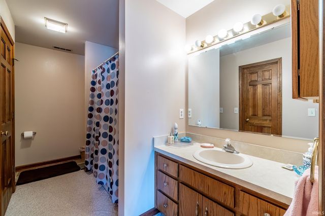 8618 Medicine Bow Run, Fort Wayne, IN 46825