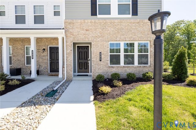 225 Greenpark Rd, Sandston, VA 23150