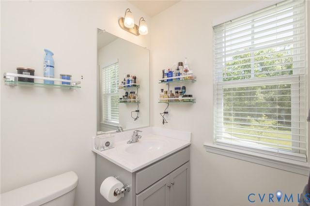 225 Greenpark Rd, Sandston, VA 23150