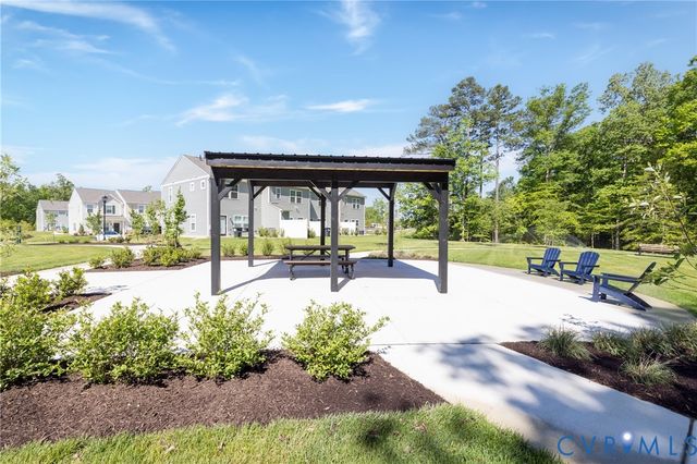 225 Greenpark Rd, Sandston, VA 23150