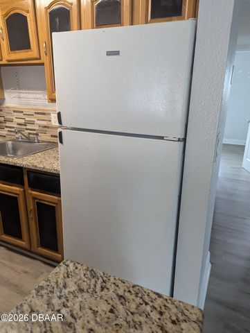 900 S Peninsula Dr Apt 103, Daytona Beach, FL 32118