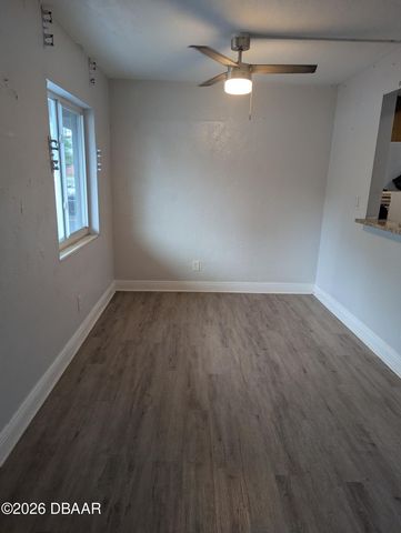 900 S Peninsula Dr Apt 103, Daytona Beach, FL 32118