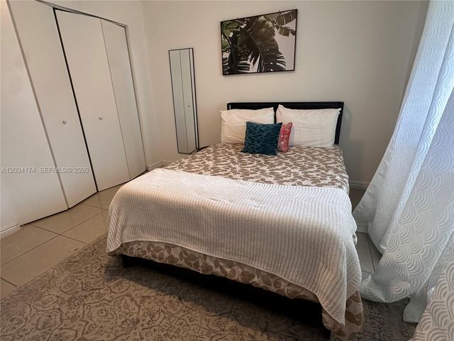 404 NW 2nd Ave A, Hallandale Beach, FL 33009