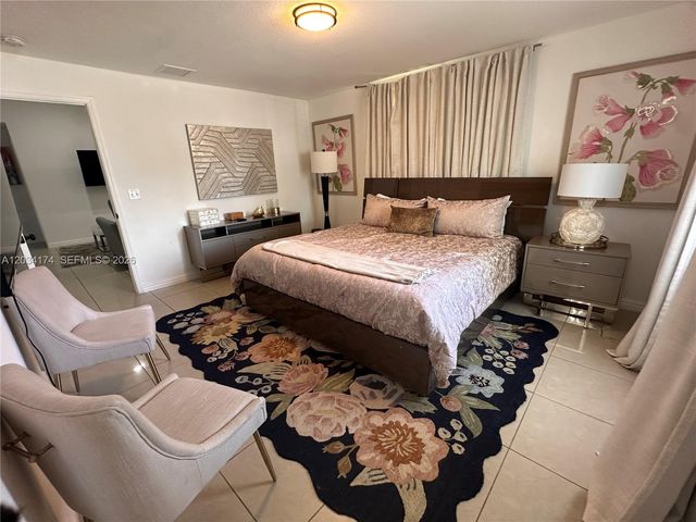 404 NW 2nd Ave A, Hallandale Beach, FL 33009