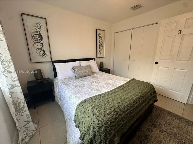404 NW 2nd Ave A, Hallandale Beach, FL 33009