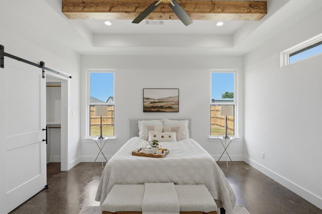 948 Huckleberry Lane, Tolar, TX 76476