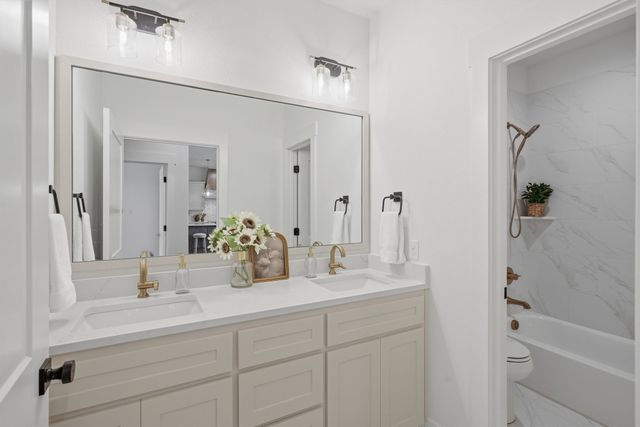 948 Huckleberry Lane, Tolar, TX 76476