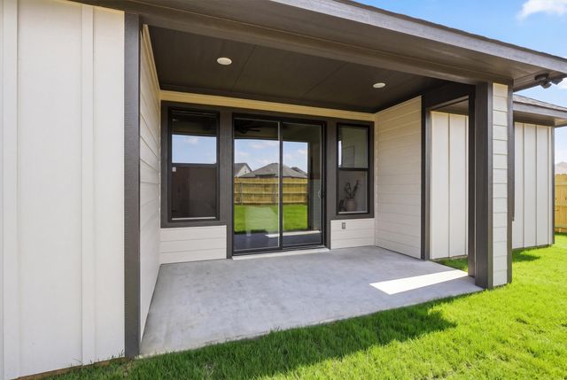 948 Huckleberry Lane, Tolar, TX 76476