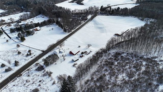 1205 State Highway 166, Middlefield, NY 13326