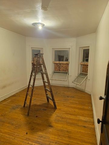 7954 S Harvard Avenue, Chicago, IL 60620